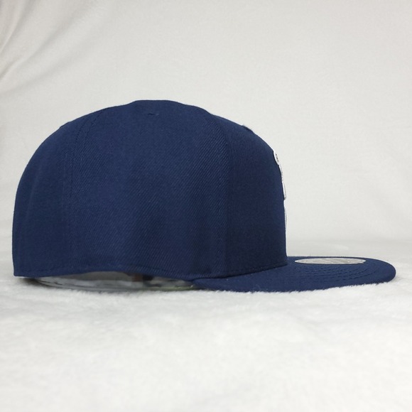 Oakland Athletics Mitchell & Ness MLB Fitted 7 3/8 Liberty Fit Hat Cap Navy NWT - Picture 4 of 8